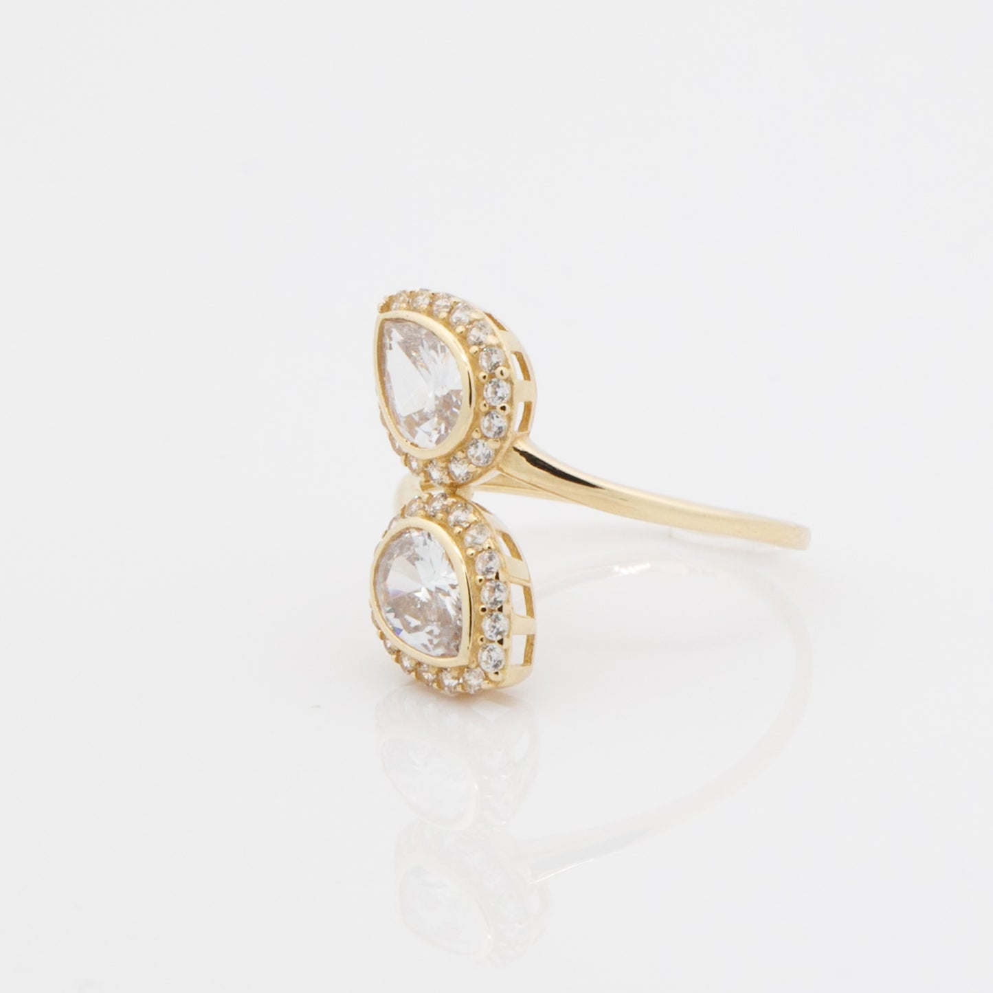 PEAR SHAPED RING