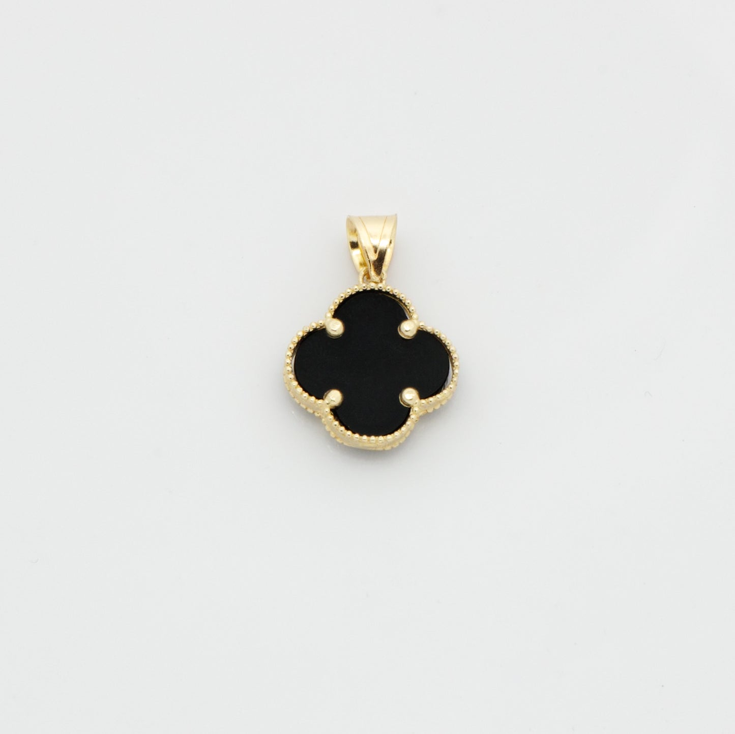CLOVER PENDANT