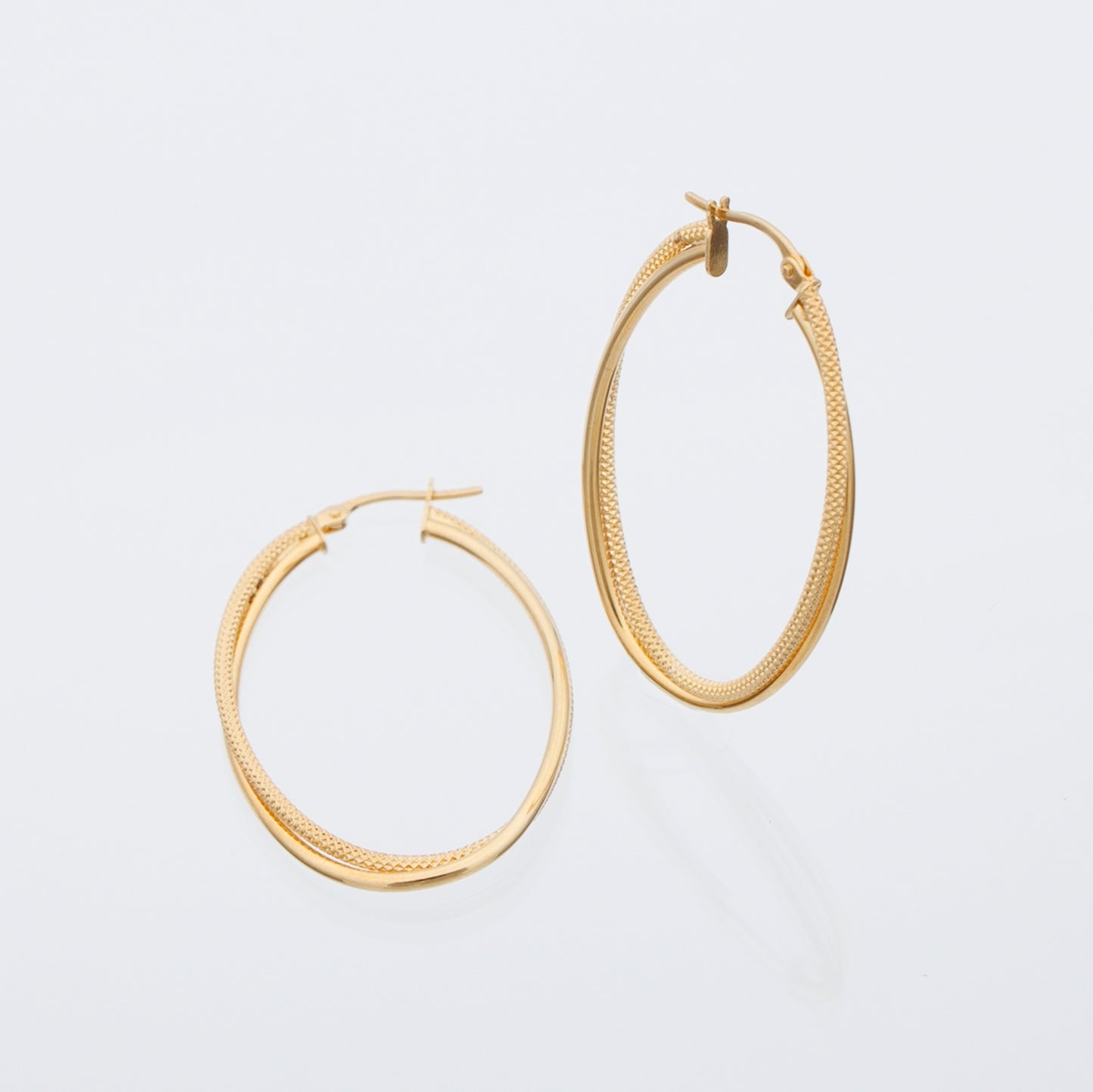 OVAL HOOPS