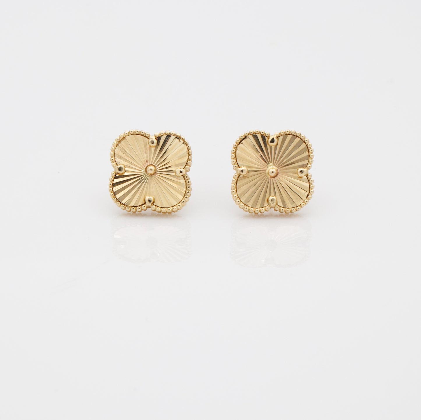 CLOVER STUDS LARGE