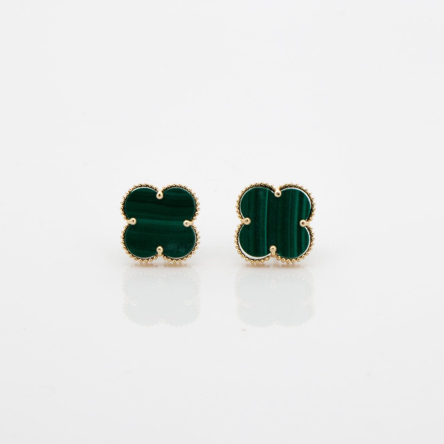 CLOVER STUDS
