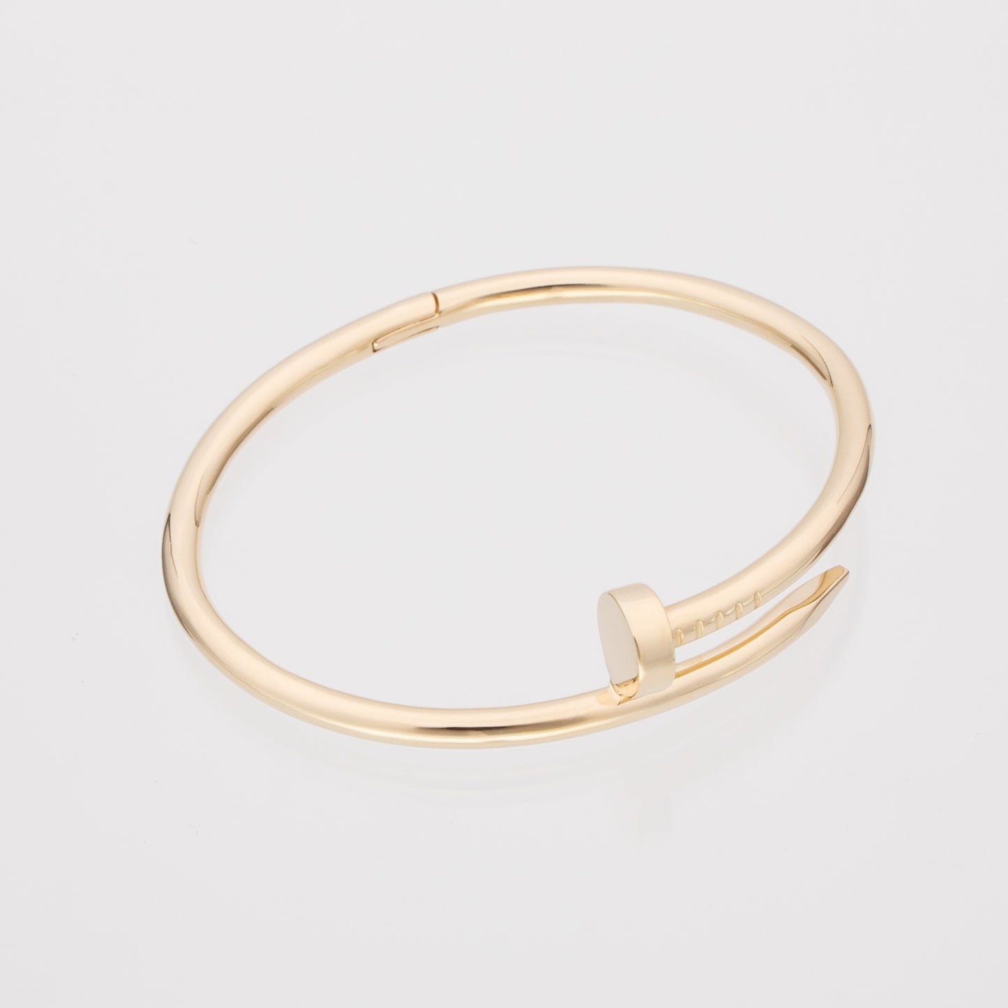 SOLID NAIL BRACELET