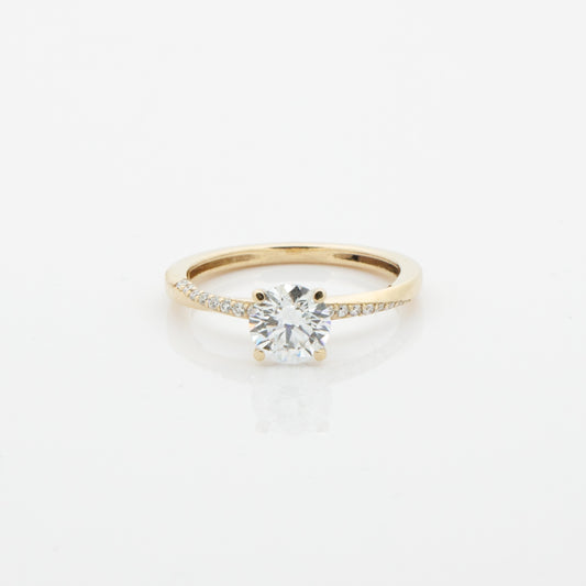 DIAMOND ENGAGEMENT RING