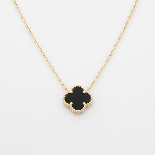 CLOVER NECKLACE