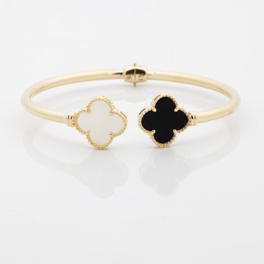 CLOVER BANGLE