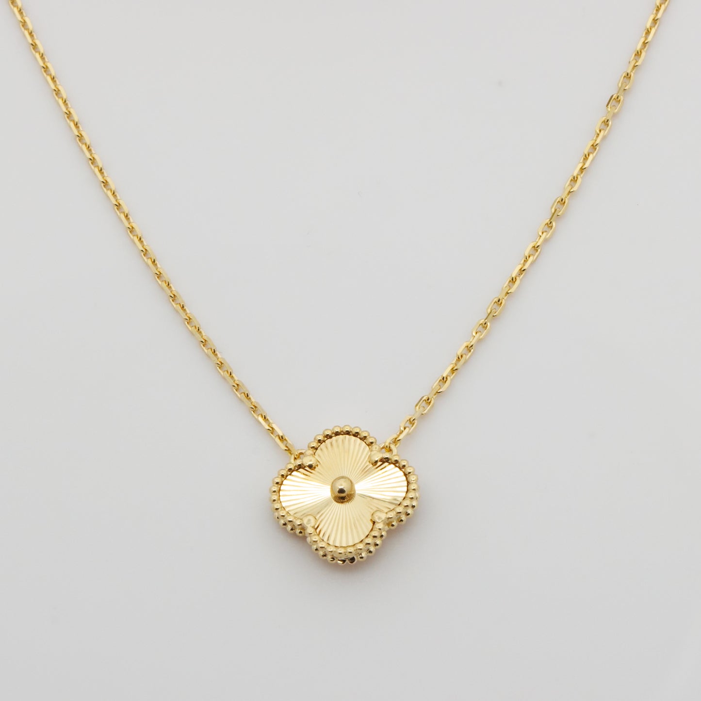 GOLD CLOVER NECKLACE