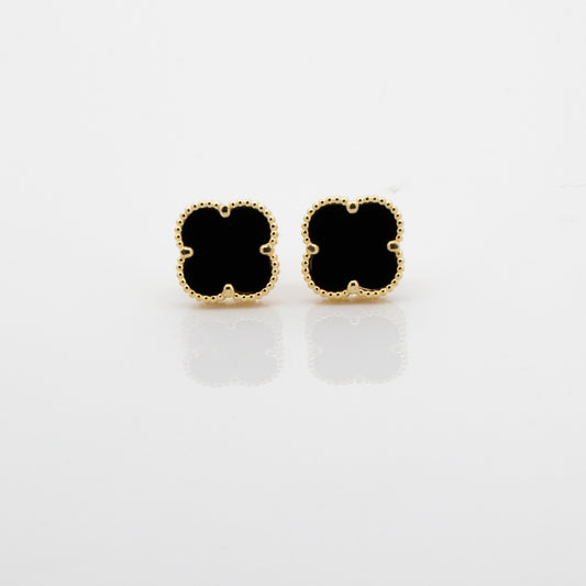 CLOVER ONYX STUD
